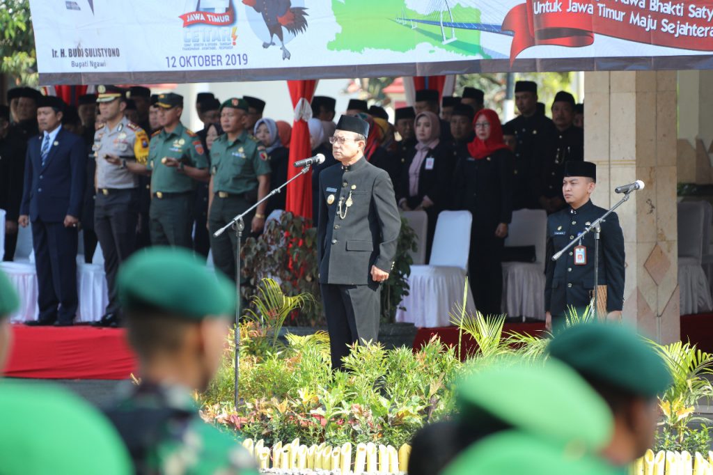 Pemerintah Kabupaten Ngawi Gelar Upacara Peringatan Hari Jadi Ke 74 Provinsi  Jawa Timur Di Halaman Pendopo Wedya Graha