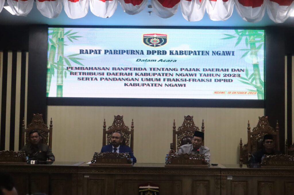 Rapat Paripurna DPRD Ranperda Pajak Daerah dan Retribusi daerah di Aula DPRD Kabupaten Ngawi