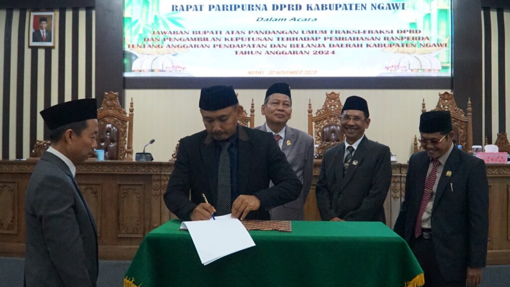 Rapat Paripurna DPRD Kabupaten Ngawi