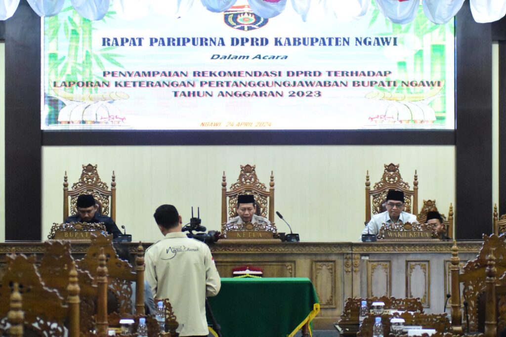 Rapat paripurna DPRD Kabupaten Ngawi dalam acara penyampaian rekomendasi DPRD terhadap Laporan Keterangan Pertanggungjawaban Bupati Ngawi tahun anggaran 2023
