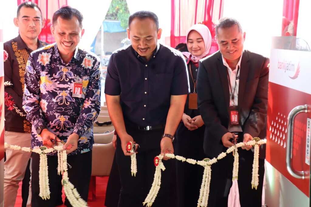 Peresmian KCP Bank Jatim Walikukun Kecamatan Widodaren Kabupaten Ngawi